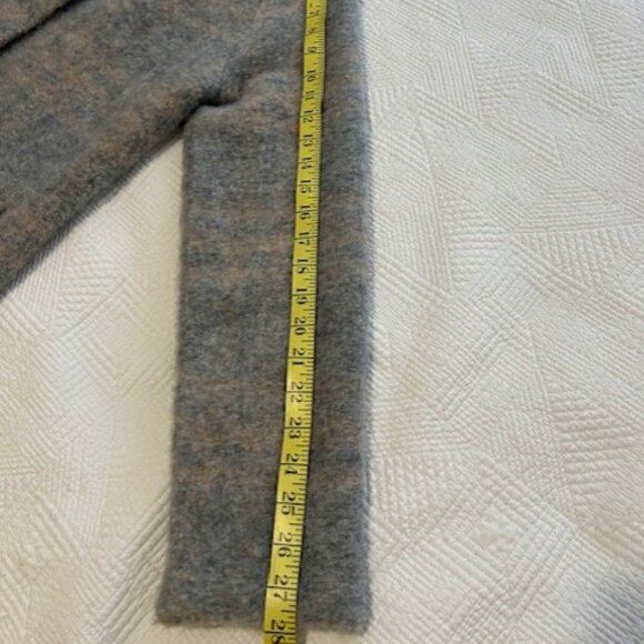 Wool blend demi-season coat , size M, Very Good condition ! - Picture 14 of 14